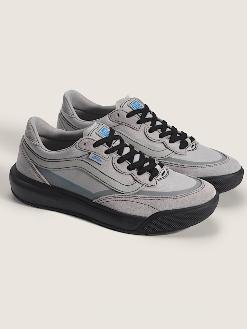 Vans UltraRange 2.0 Shoe Drizzle Black Mens 11.0 US